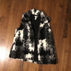 Open front faux fur vest